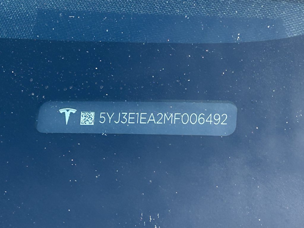 Used 2021 Tesla Model 3 Standard Range Plus RWD image 29