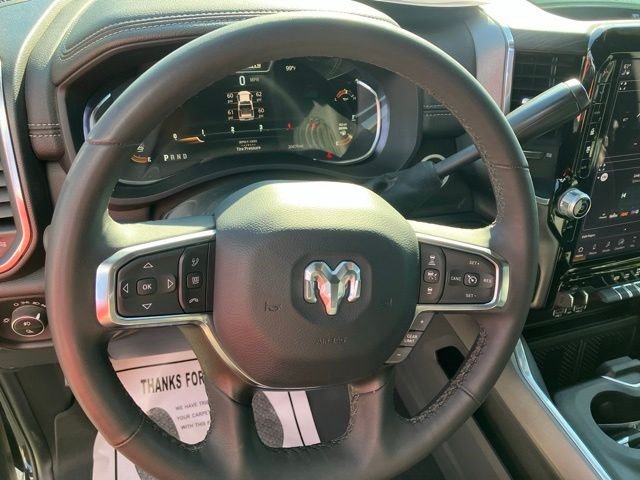 Used 2025 RAM 2500 Laramie AWD/4WD image 16