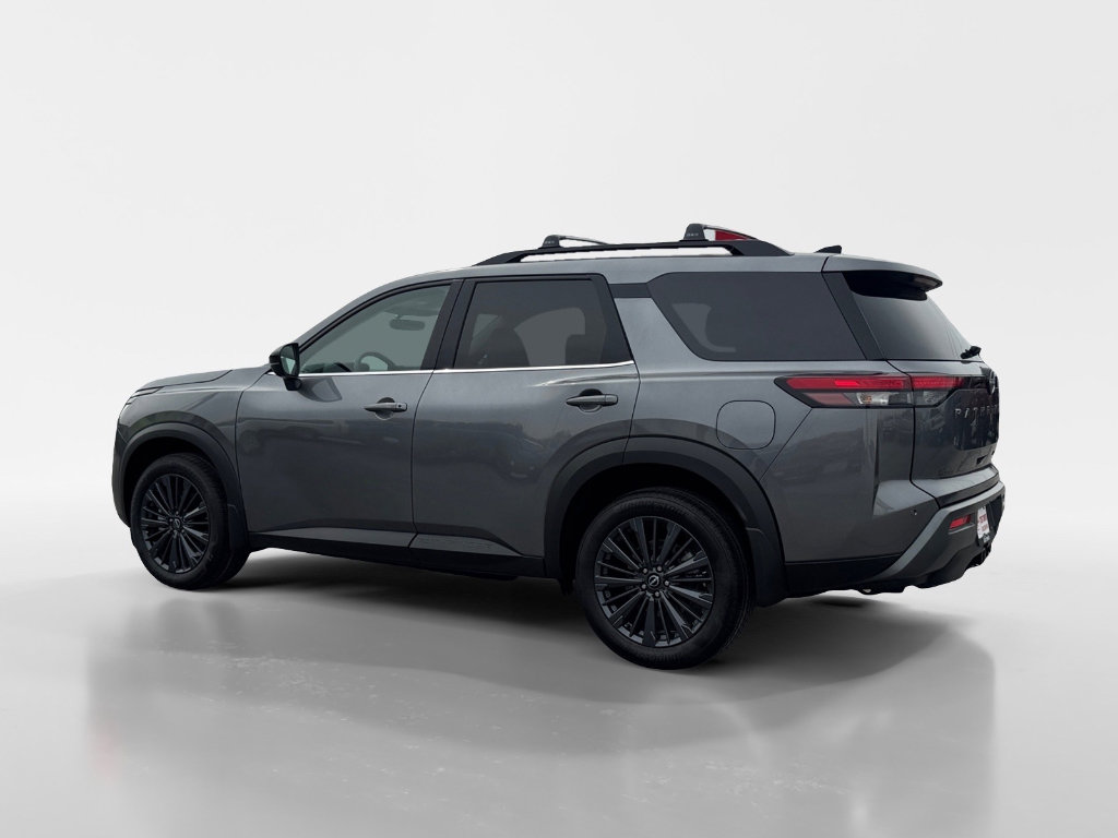 New 2026 Nissan Pathfinder SL w/ SL Premium Package AWD/4WD image 4