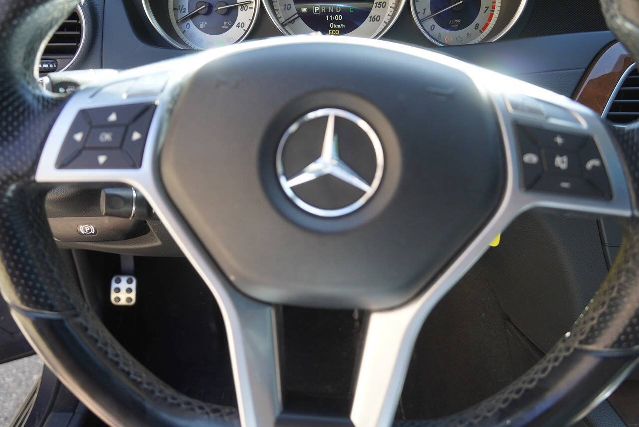 Used 2013 Mercedes-Benz C 300 4MATIC Sedan image 21