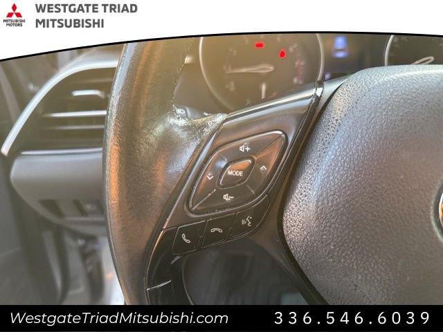 Used 2020 Toyota C-HR LE image 17