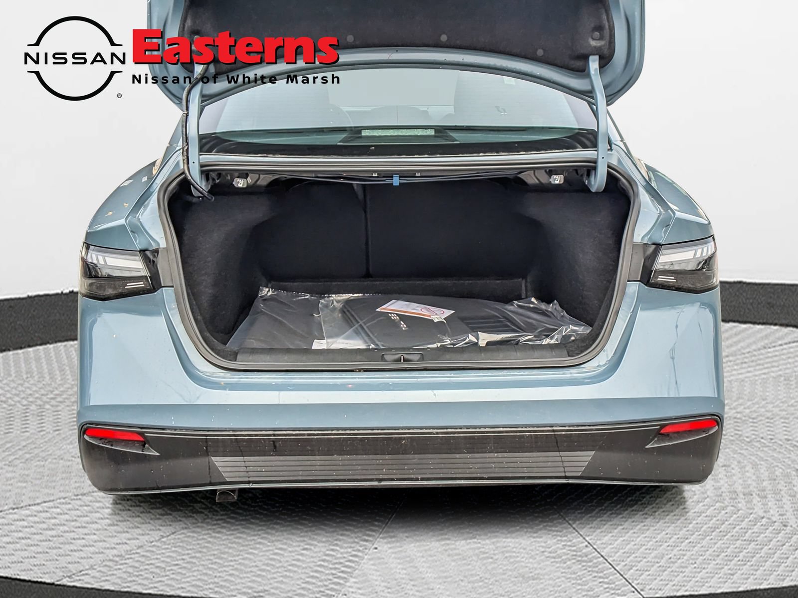 New 2026 Nissan Sentra SV w/ Floor Mat Package FWD image 11