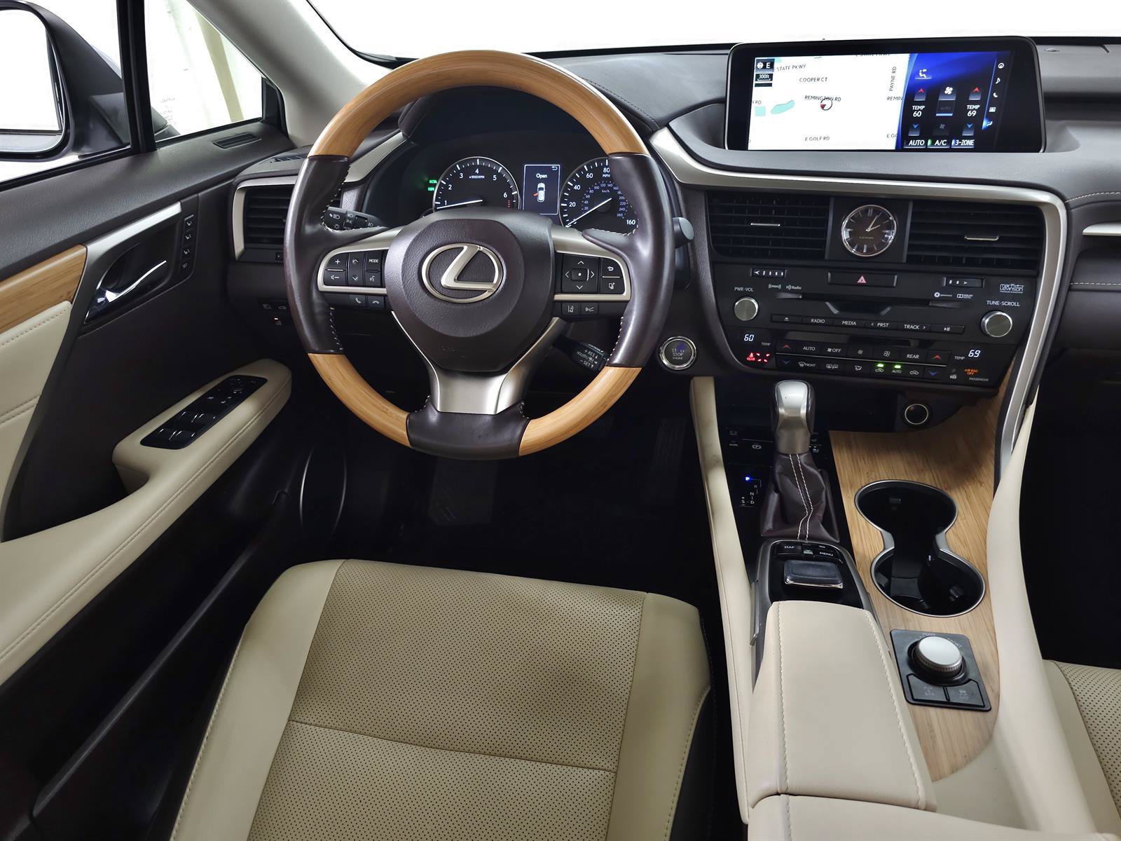 Used 2018 Lexus RX 350L AWD w/ Premium Package image 18
