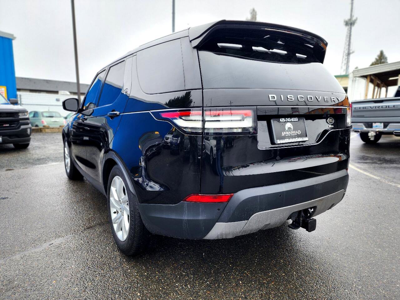 Used 2017 Land Rover Discovery SE image 7