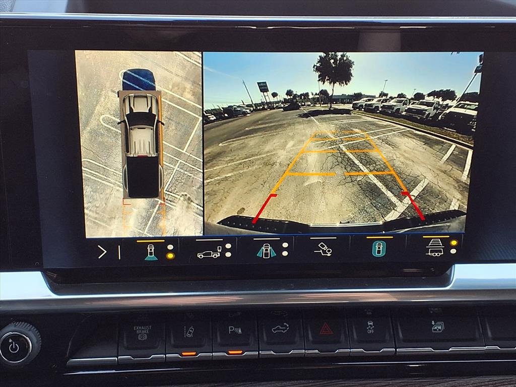 New 2026 Chevrolet Silverado 3500 LT w/ Texas Edition image 15