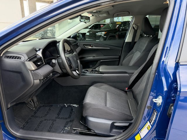 Used 2026 Toyota Camry LE FWD image 10