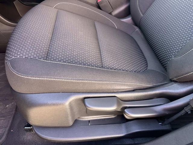 Used 2023 GMC Acadia SLE w/ Elevation Edition image 21