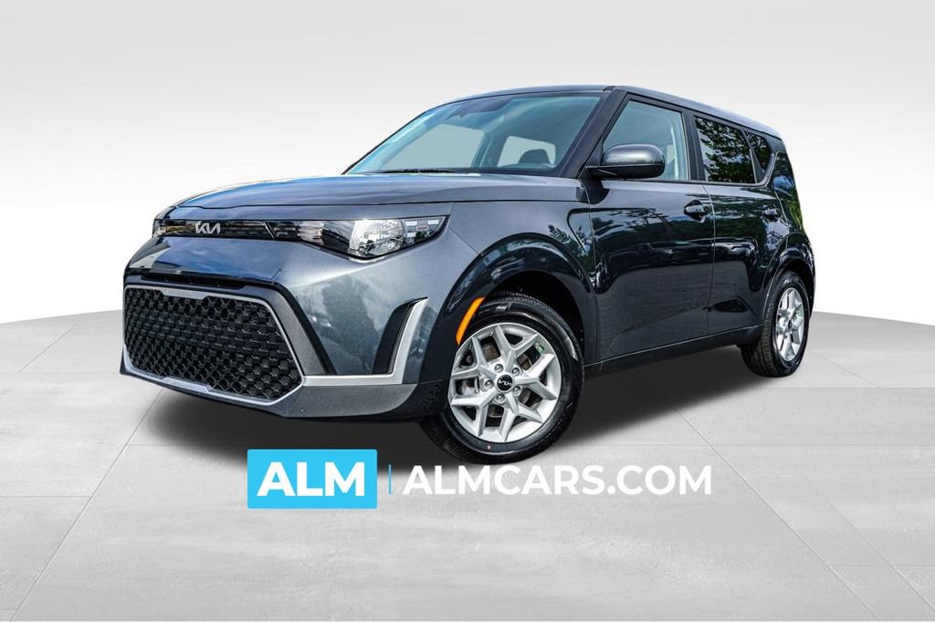 Used 2025 Kia Soul LX w/ LX Technology Package