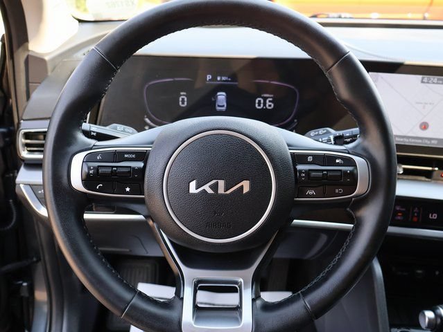Used 2023 Kia Sportage EX FWD image 35