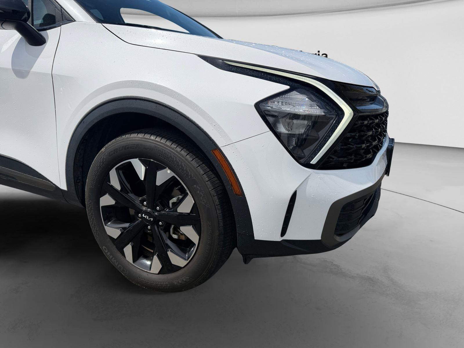 Certified 2023 Kia Sportage X-Line image 2