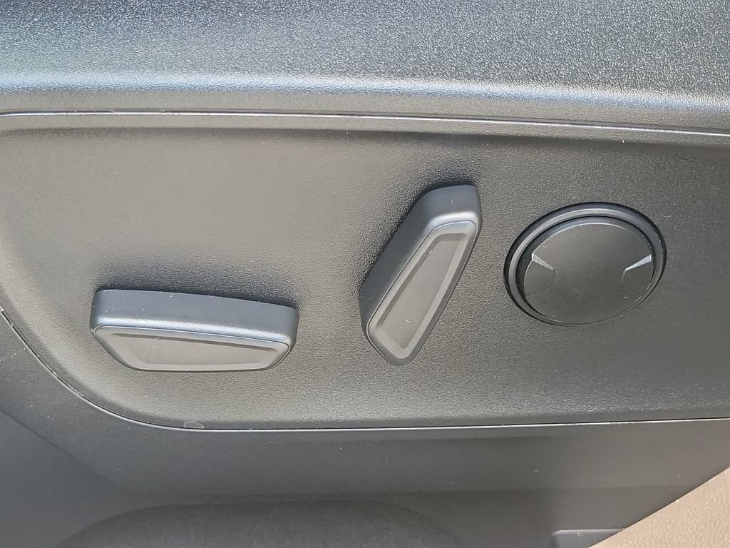 Used 2023 Ford Escape Platinum FWD image 28