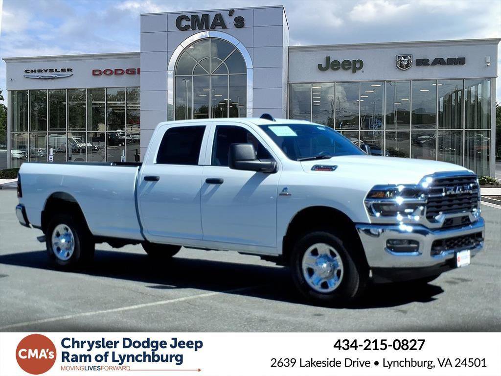New 2026 RAM 2500 Tradesman w/ Chrome Appearance Group