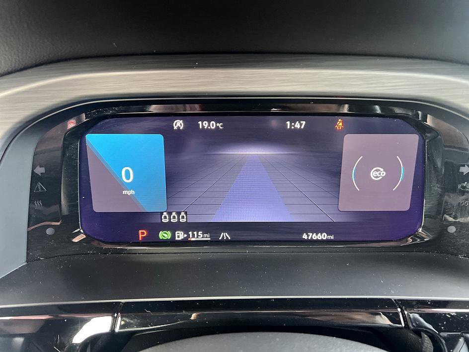 Used 2024 Volkswagen Atlas Cross Sport SE image 22