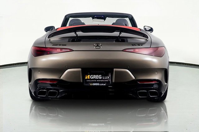 Used 2022 Mercedes-Benz SL 63 AMG 4MATIC w/ AMG Aerodynamic Package image 10