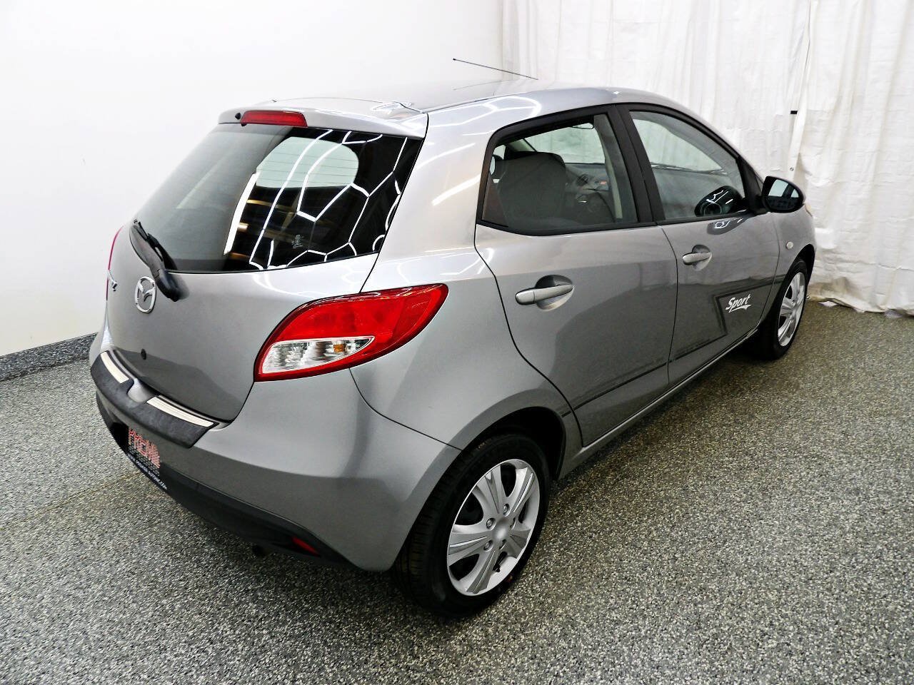 Used 2013 MAZDA MAZDA2 Sport FWD image 6