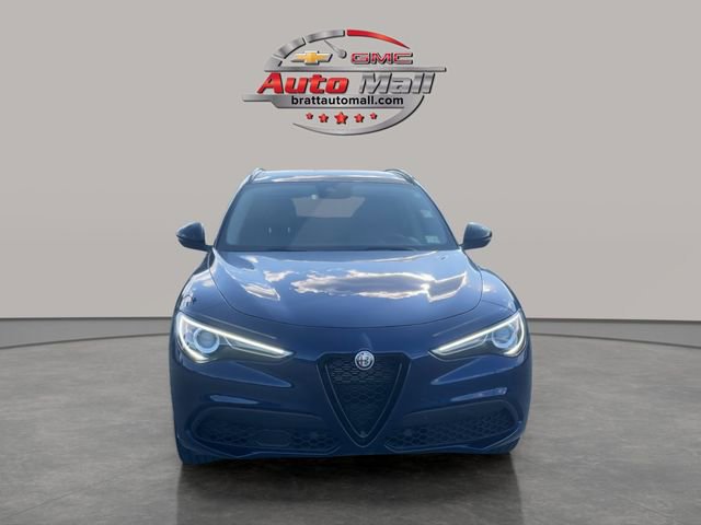 Used 2021 Alfa Romeo Stelvio Ti w/ Nero Edizione image 8