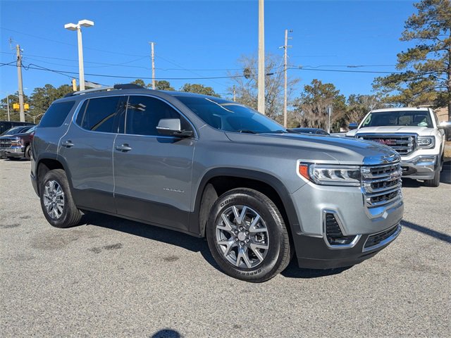 Used 2023 GMC Acadia SLT w/ Preferred Package image 2