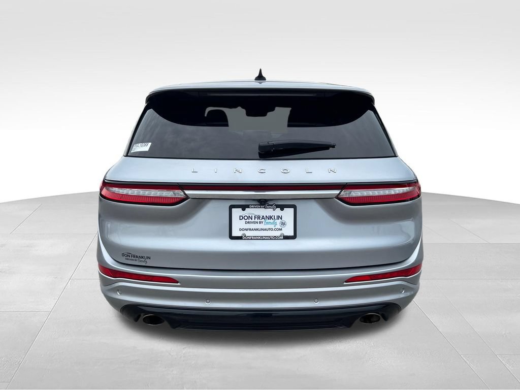 Used 2023 Lincoln Corsair FWD w/ Equipment Group 101A image 4