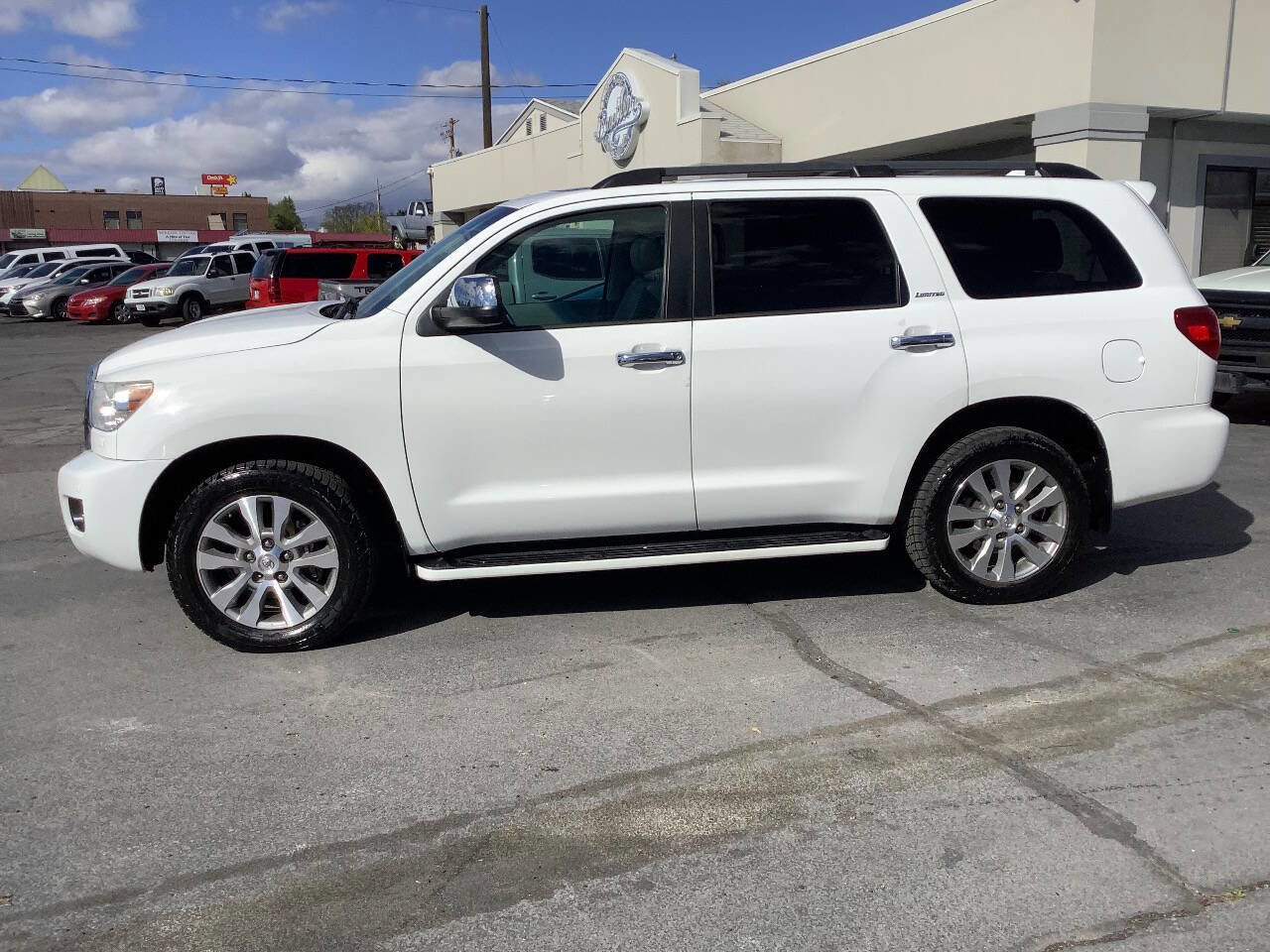 Used 2015 Toyota Sequoia Limited AWD/4WD image 19