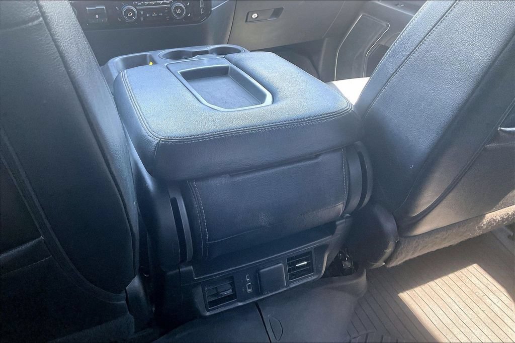 Used 2022 Chevrolet Silverado 1500 LT AWD/4WD image 11