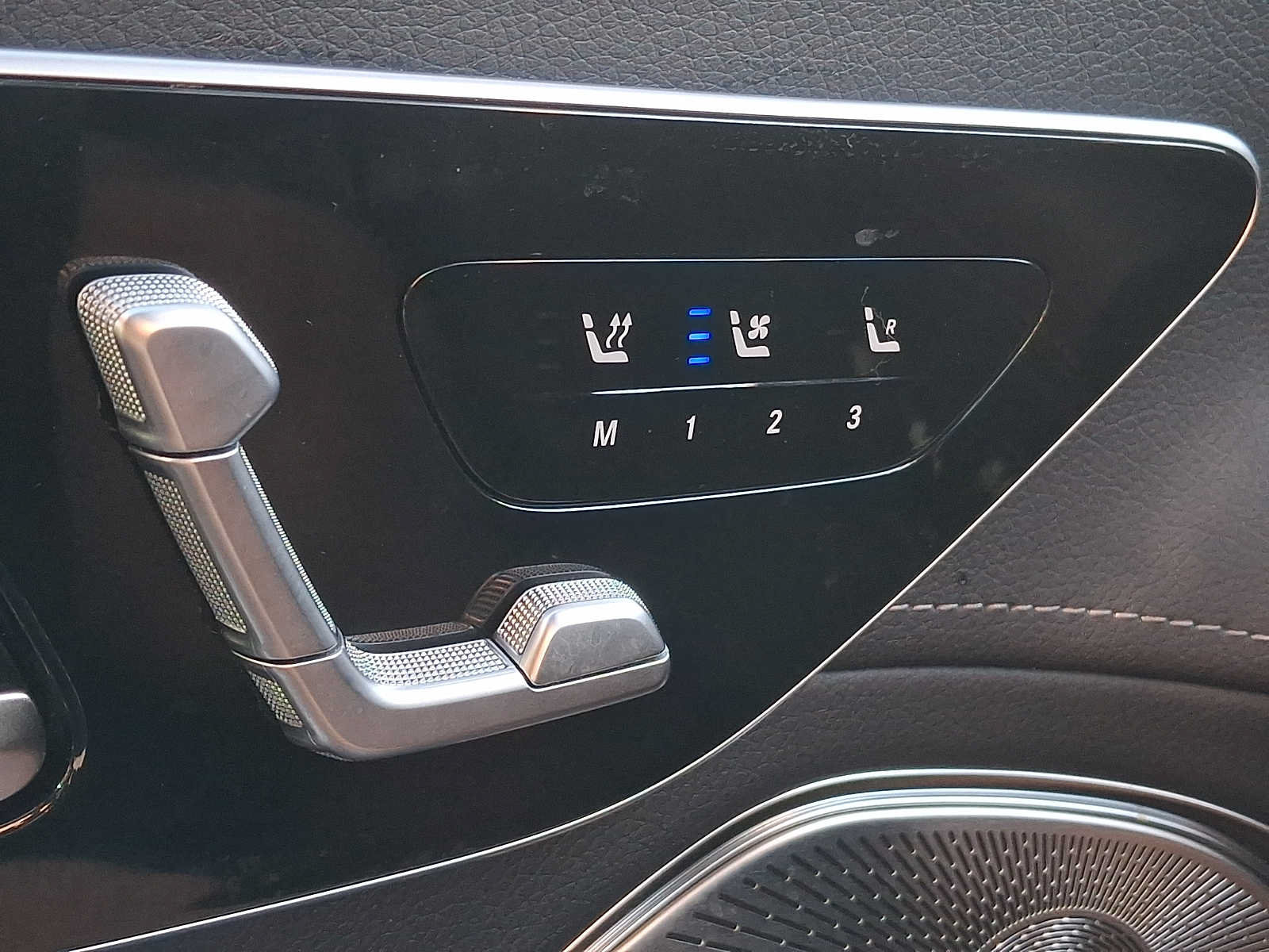Certified 2023 Mercedes-Benz EQS 580 4MATIC SUV image 21