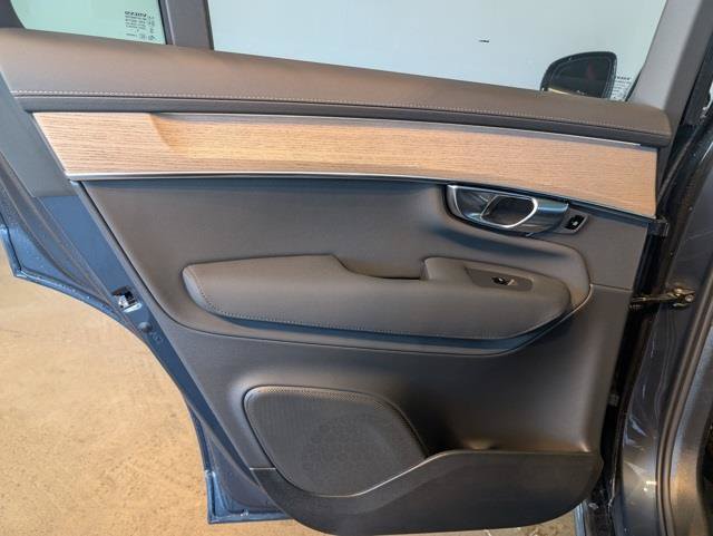New 2026 Volvo XC90 B6 Plus w/ Protection Package AWD/4WD image 21
