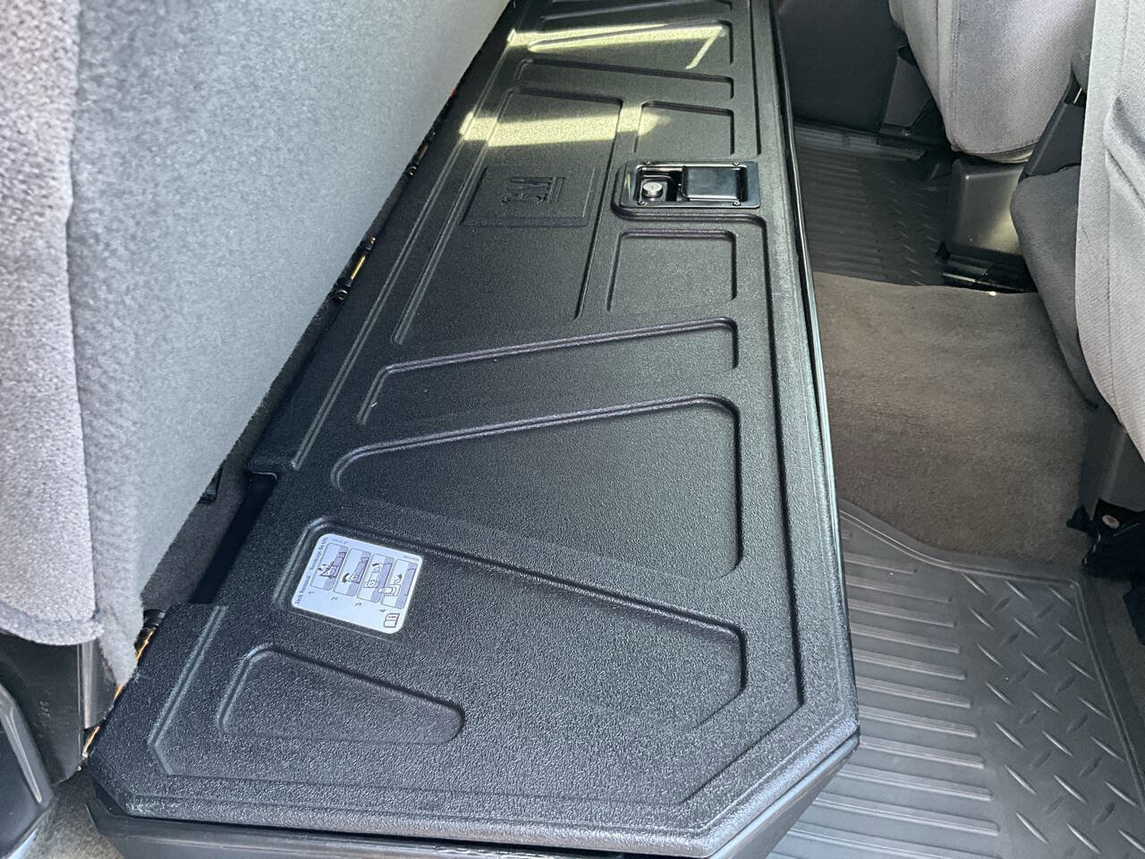 Used 2006 GMC Sierra 2500 SLE w/ Heavy-Duty Power Package image 32