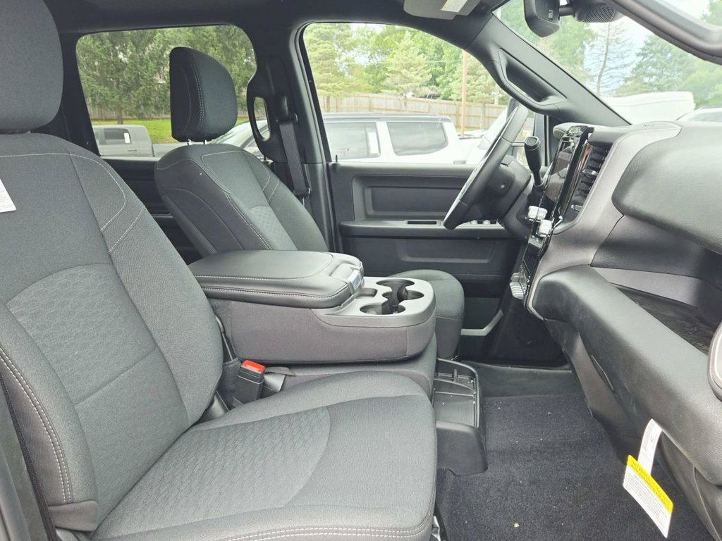 New 2026 RAM 3500 Tradesman AWD/4WD image 22