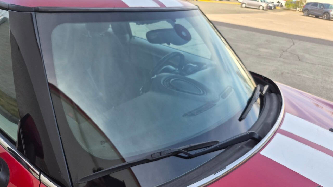 Used 2015 MINI Cooper 2-Door Hardtop image 24