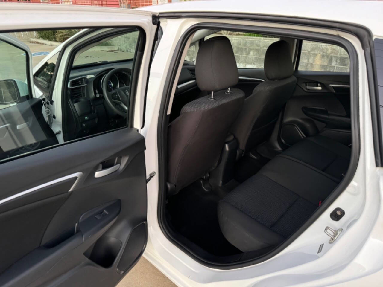 Used 2019 Honda Fit LX image 7