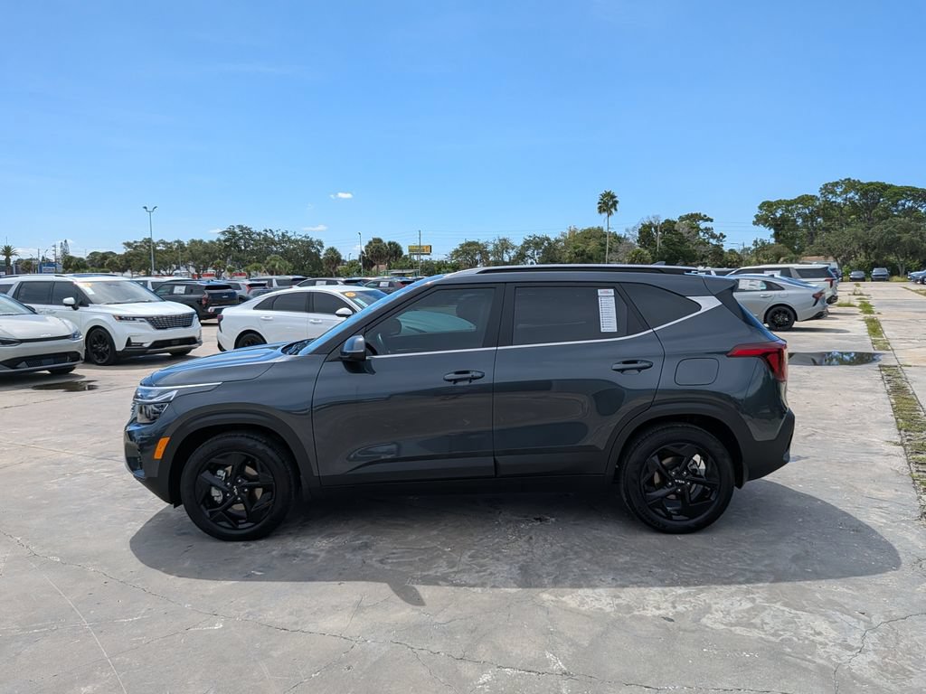 Certified 2026 Kia Seltos EX w/ EX Sunroof Package FWD image 5