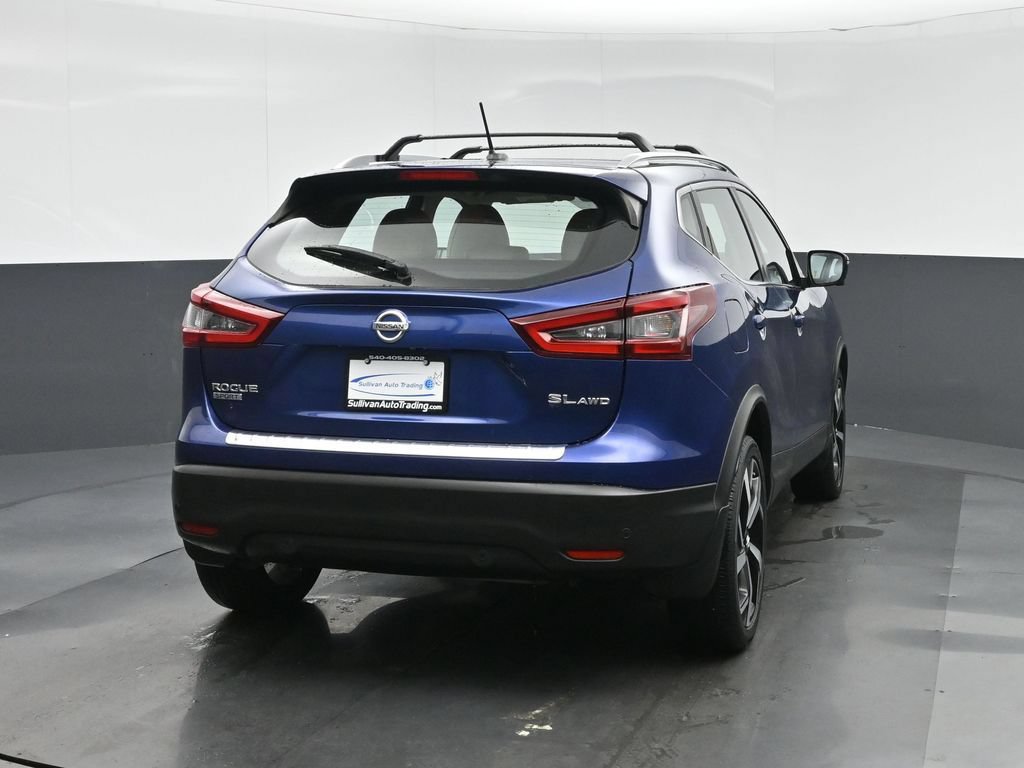 Used 2022 Nissan Rogue Sport SL AWD/4WD image 6