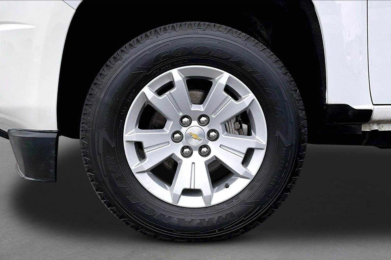 Used 2016 Chevrolet Colorado LT w/ LT Convenience Package RWD image 8
