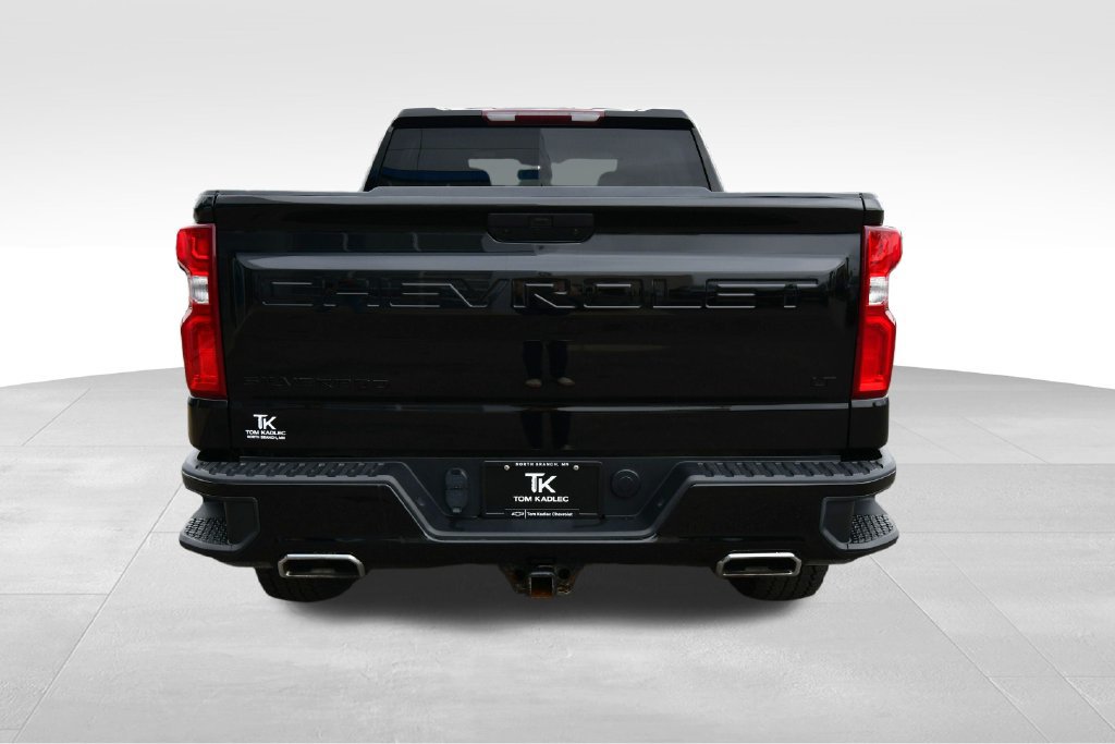Used 2022 Chevrolet Silverado 1500 LT Trail Boss w/ Bed Protection Package AWD/4WD image 6