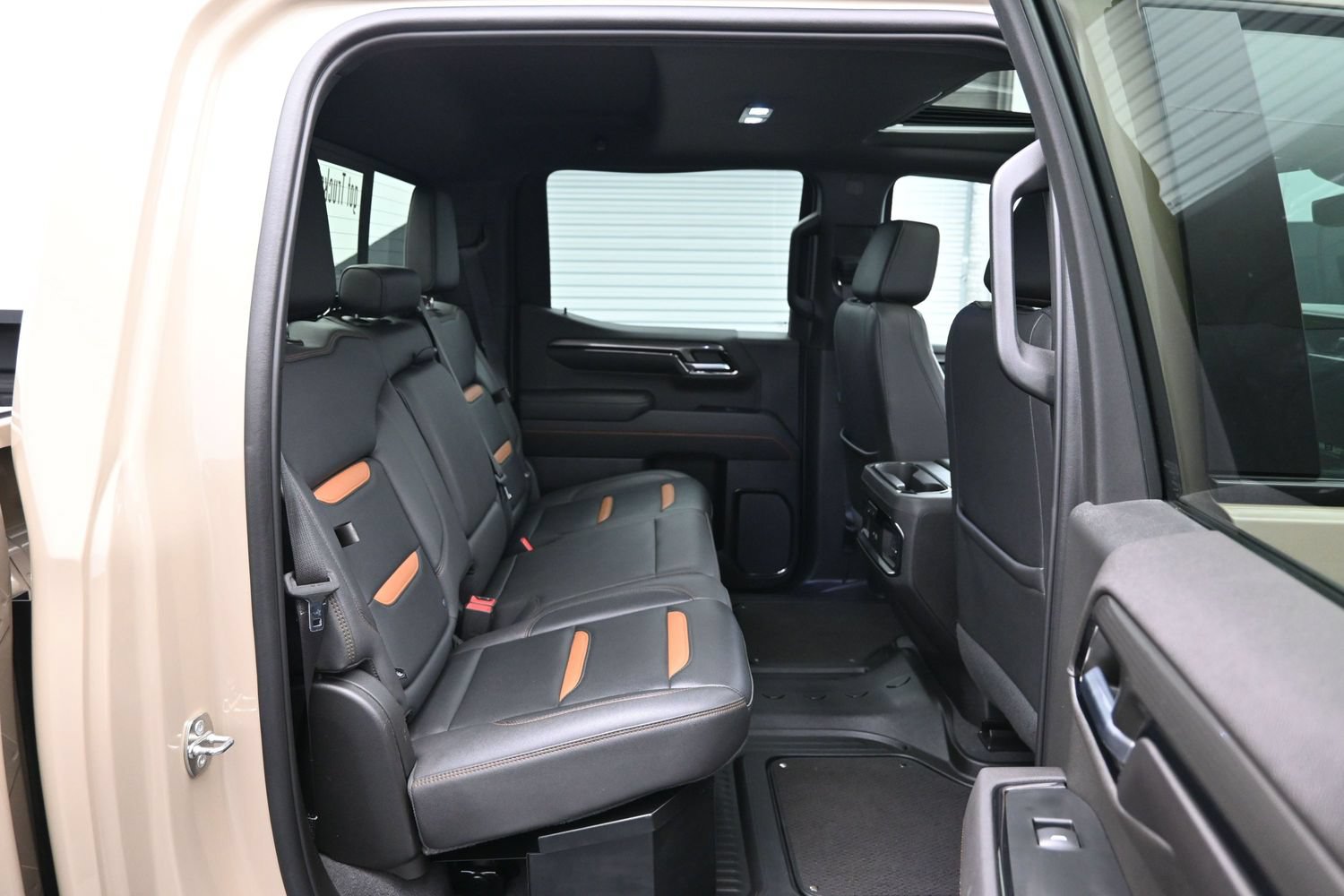 Used 2023 GMC Sierra 1500 AT4 w/ AT4 Premium Package AWD/4WD image 12