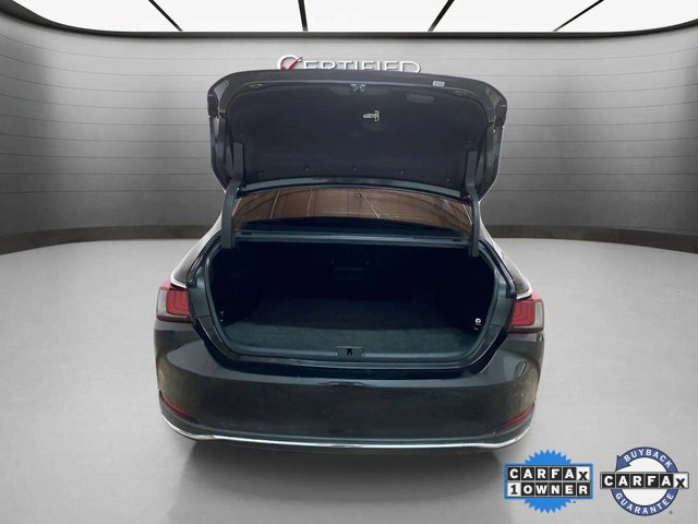 Used 2023 Lexus ES 300h w/ Premium Package image 7