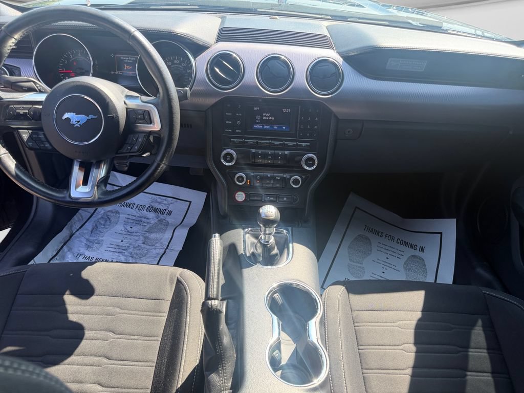 Used 2017 Ford Mustang GT RWD image 22