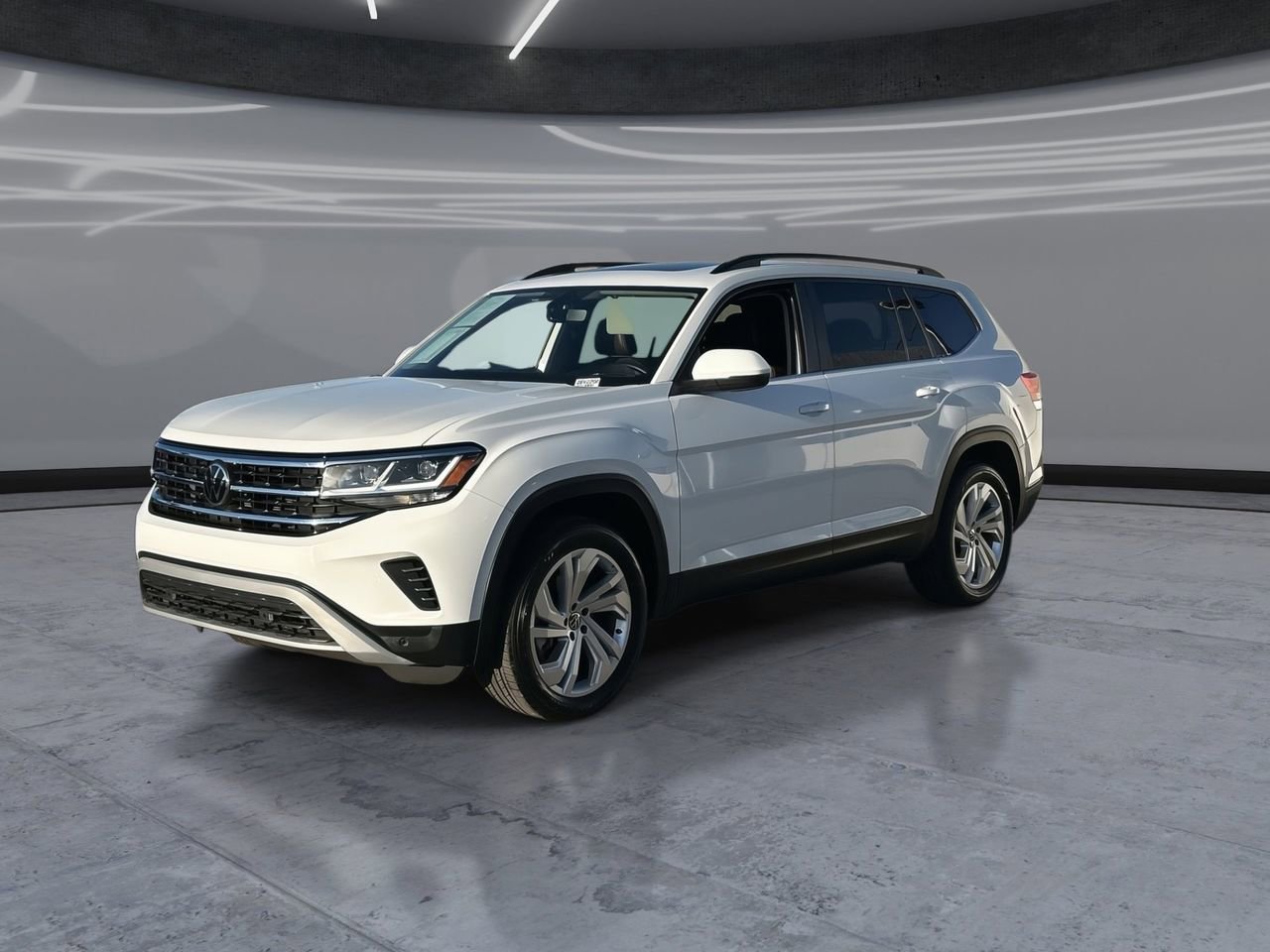 Certified 2023 Volkswagen Atlas SE w/ Panoramic Sunroof Package image 3