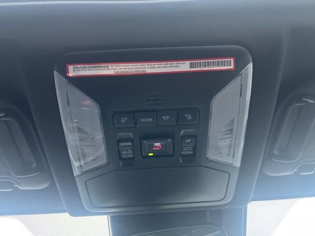 Used 2022 Toyota RAV4 SE image 31