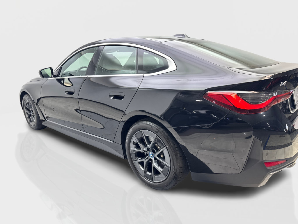 Used 2023 BMW i4 eDrive40 w/ Premium Package RWD image 16