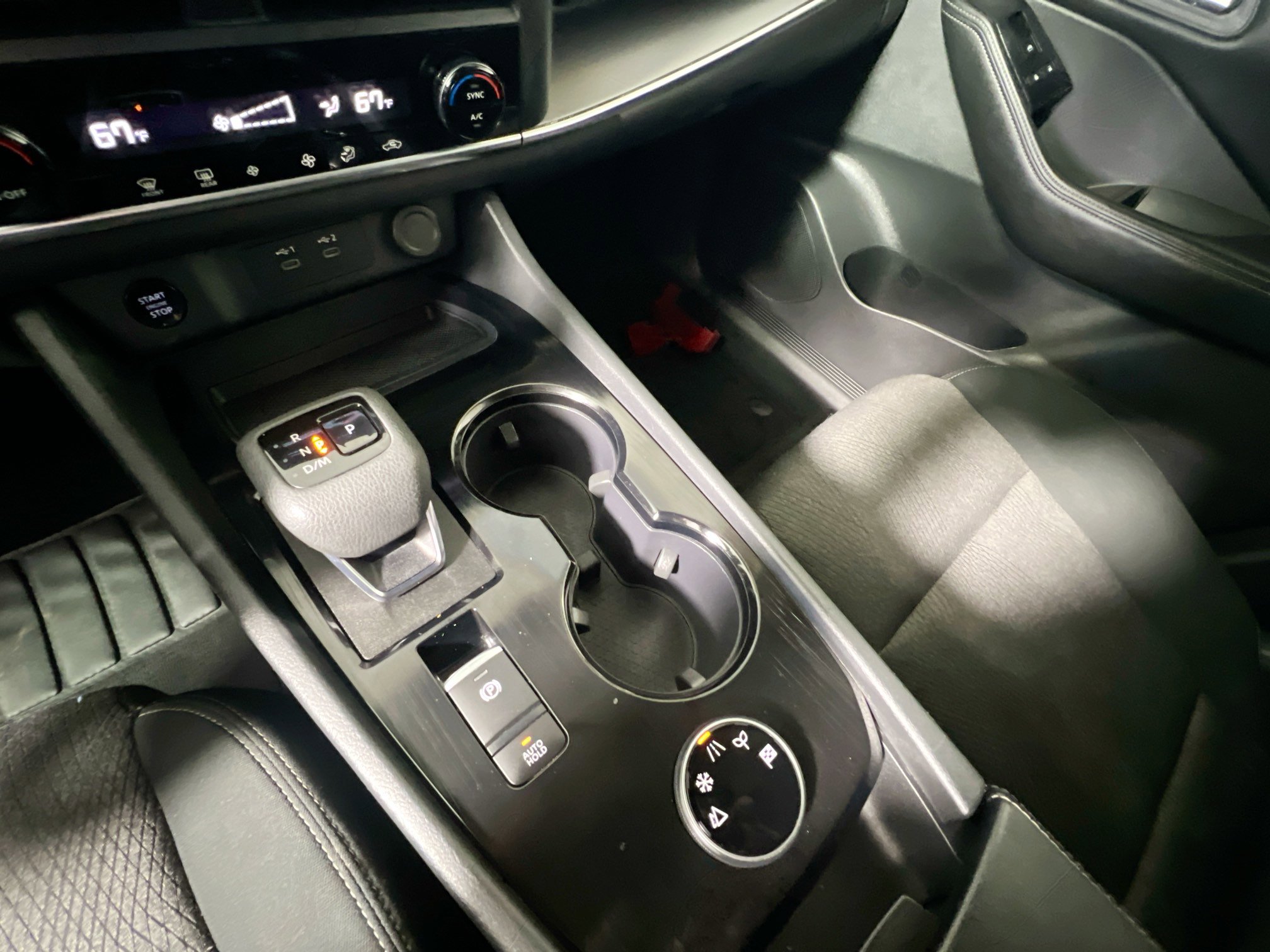 Used 2024 Nissan Rogue SV image 26