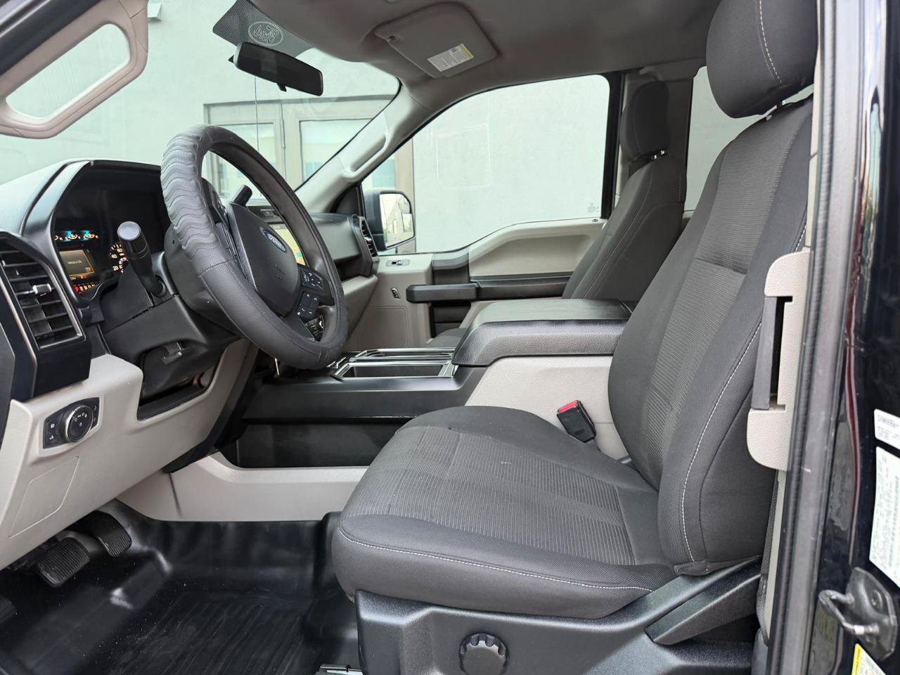 Used 2017 Ford F150 XL w/ Equipment Group 101A Mid RWD image 14