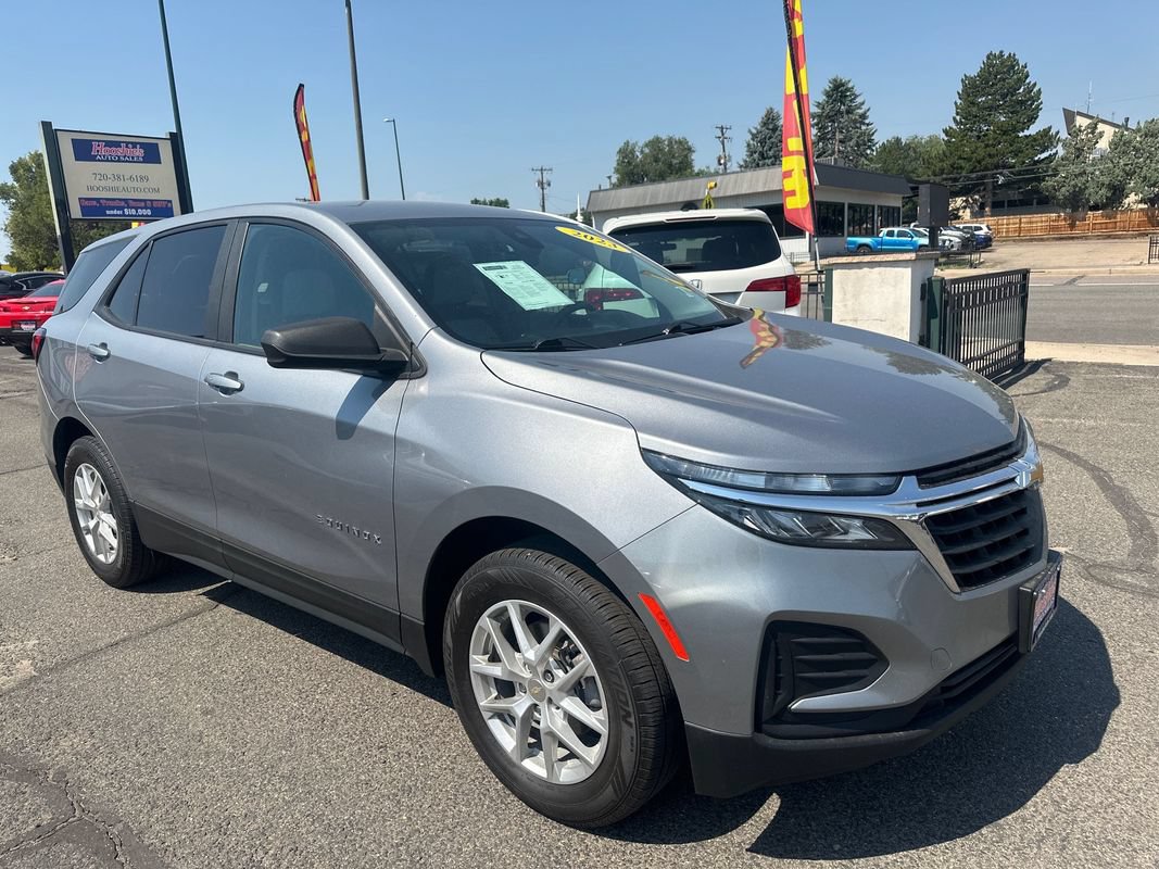 Used 2023 Chevrolet Equinox LS w/ LS Convenience Package AWD/4WD image 9