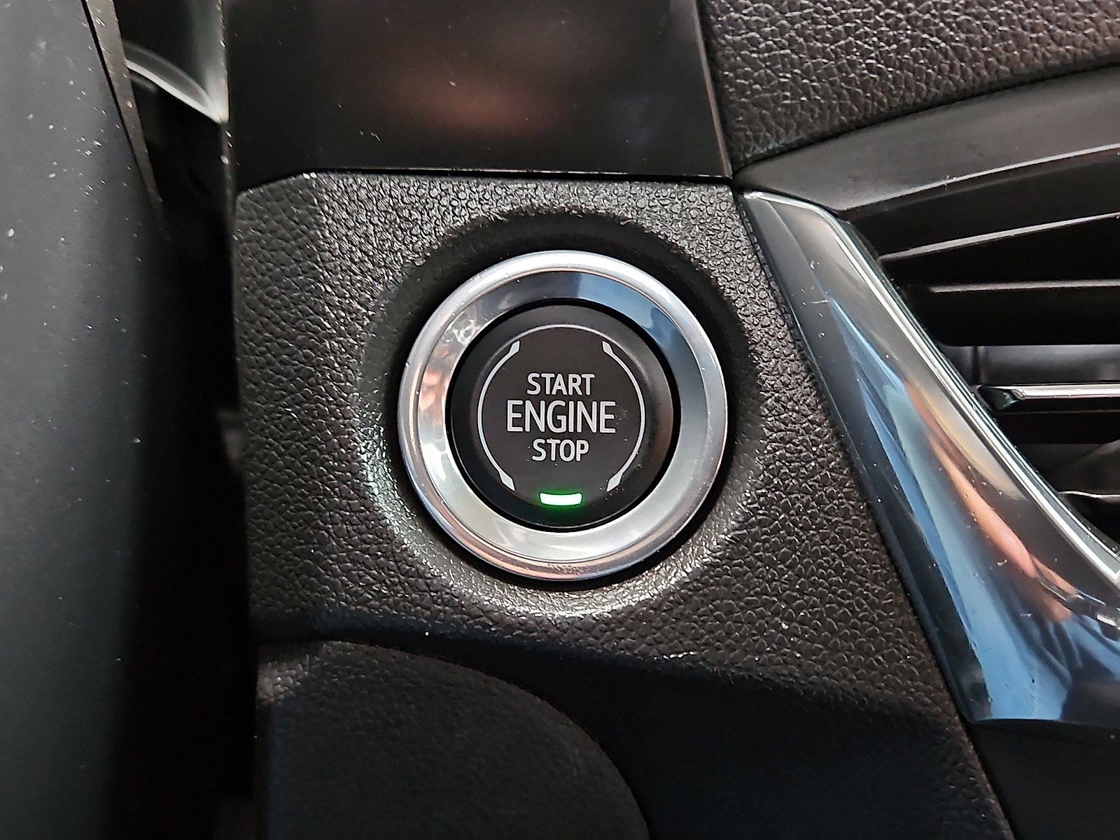 Used 2025 Buick Encore GX Preferred FWD image 19