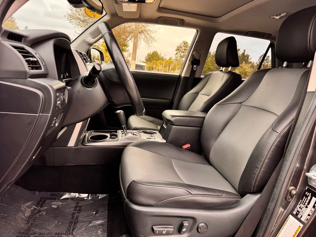 Used 2023 Toyota 4Runner SR5 Premium w/ Moonroof Package image 15