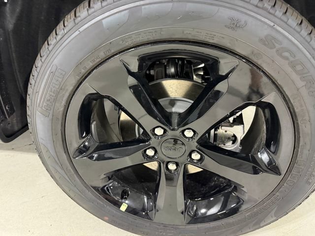 New 2025 Jeep Grand Cherokee Limited image 6