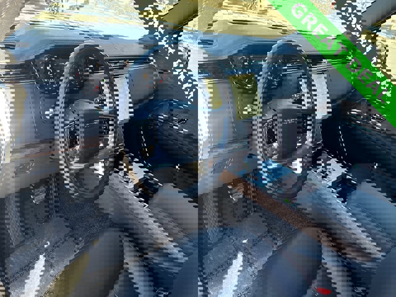 Used 2025 Land Rover Range Rover Long Wheelbase Autobiography image 14