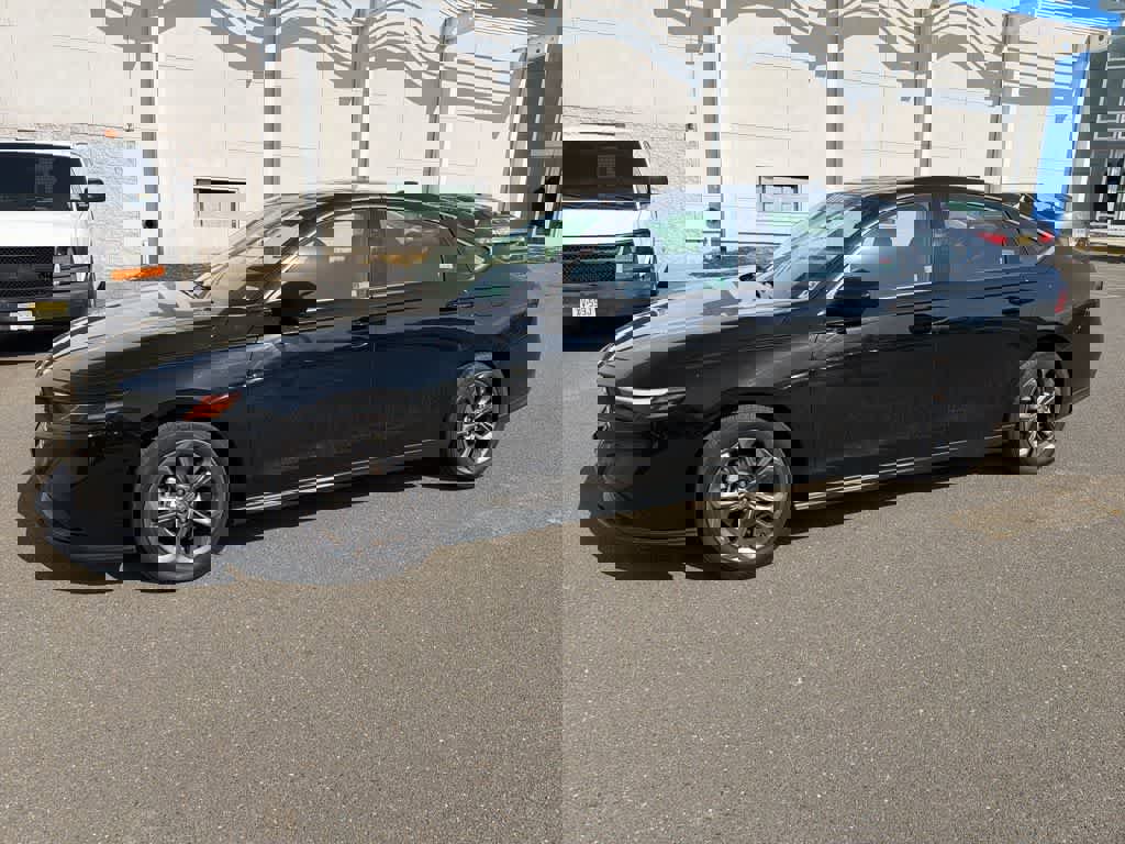 Used 2023 Honda Accord EX image 3