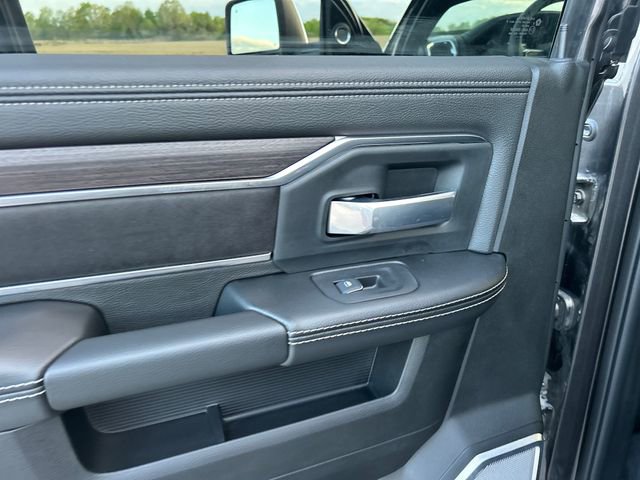 Used 2025 RAM 3500 Laramie image 41