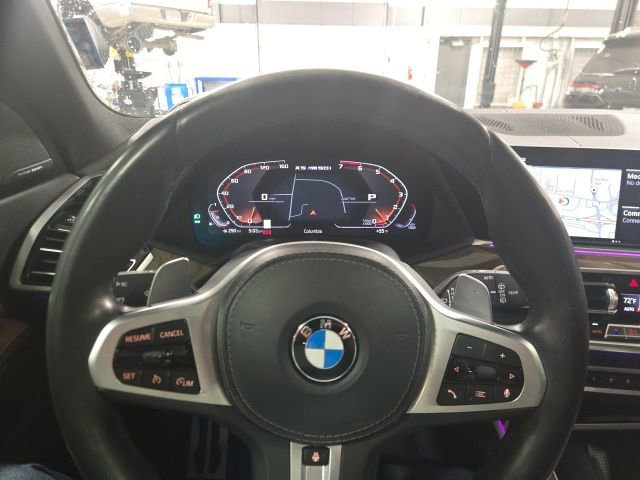Used 2021 BMW X5 M50i w/ Executive Package image 17